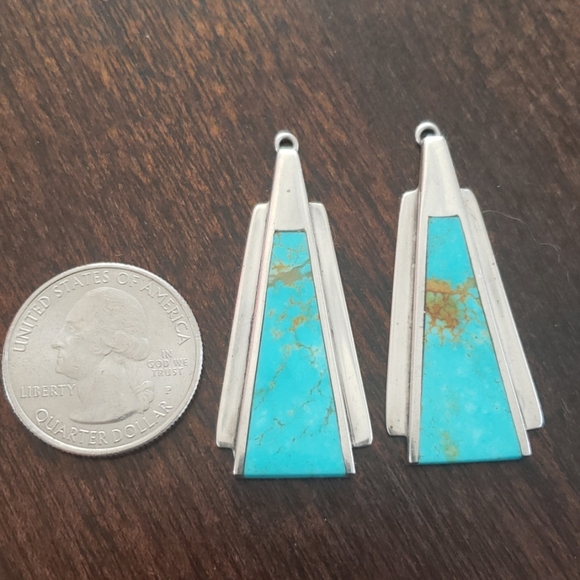 Sterling Silver & Turquoise earrings - Picture 2 of 6